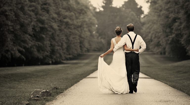 Read more about the article 4 recomandari pentru a alege cea mai buna formatie pentru nunta